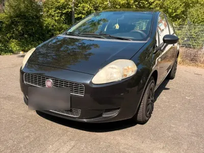 Gebraucht Fiat Punto 77 PS (56 kW) 2009 Schwarz Kleinwagen