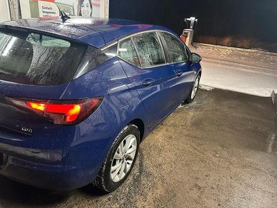 Gebraucht Opel Astra 110 PS (80 kW) 2017 Blau Limousine