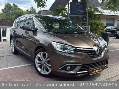Gebraucht Renault Scénic III Experience 116 PS (85 kW) 2017 Braun Van / Kleinbus