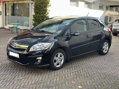 Toyota Auris Hybrid