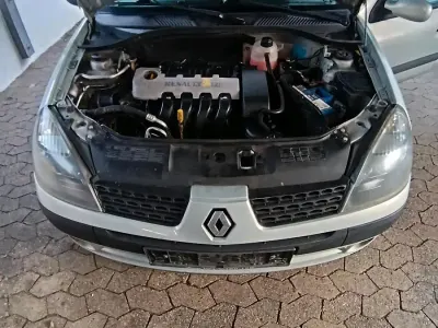 Brugt Renault Clio II 75 HK (55 kW) 2003 Grå Hatchback