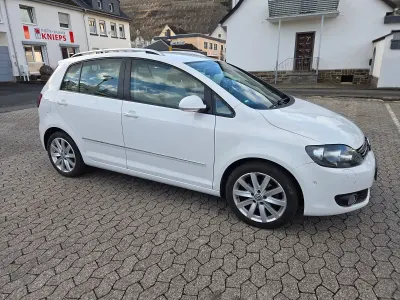 Gebraucht VW Golf V 122 PS (89 kW) 2009 Weiß Kombi