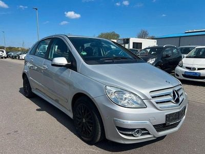 Usata Mercedes B160 95 CV (69 kW) 2010 Argento Monovolume