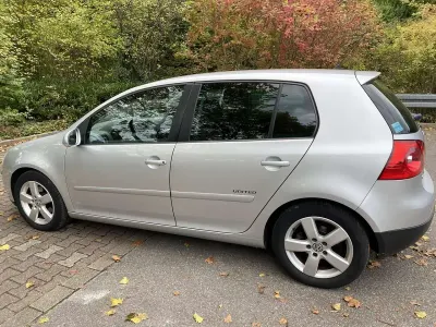 Gebraucht VW Golf VI United 80 PS (58 kW) 2008 Silber Kleinwagen