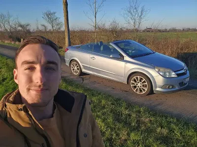 Gebraucht Opel Astra Edition 116 PS (85 kW) 2008 Blau Cabrio