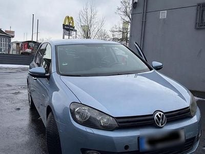 Gebraucht VW Golf VI 102 PS (75 kW) 2009 Blau Kleinwagen