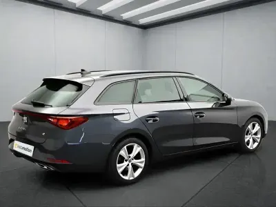 Gebraucht Seat Leon 150 PS (110 kW) 2022 Grau Limousine