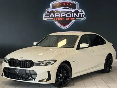 Gebraucht BMW 320e M Sport 204 PS (150 kW) 2022 Weiß Limousine