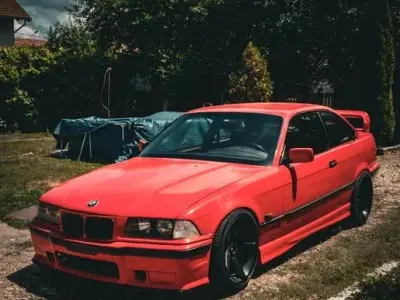 Gebraucht BMW 316 Performance 102 PS (75 kW) 1994 Rot Coupé