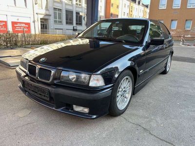 BMW 323 Compact