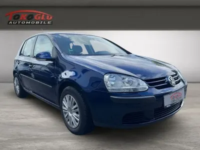Gebraucht VW Golf IV Comfortline 102 PS (75 kW) 2005 Blau Limousine