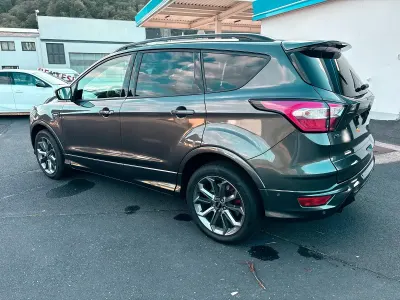 Używany Ford Kuga ST-Line 150 KM (110 kW) 2020 Szary SUV