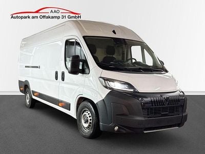 Weiss Gebraucht 2024 Peugeot Boxer Van | 23.990 € (Fairer Preis)