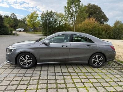Gebraucht Mercedes CLA200 156 PS (114 kW) 2013 Grau Limousine