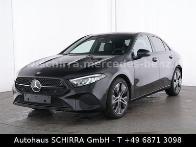 Schwarz Gebraucht 2024 Mercedes A200 Progressive Limousine | 32.300 € (Etwas zu teuer)