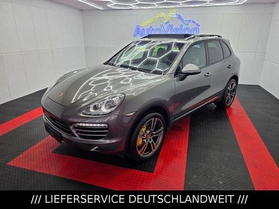 Grau Gebraucht 2012 Porsche Cayenne SUV | 16.950 € (Teuer)
