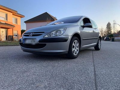 Gebraucht Peugeot 307 75 PS (55 kW) 2002 Silber Kleinwagen