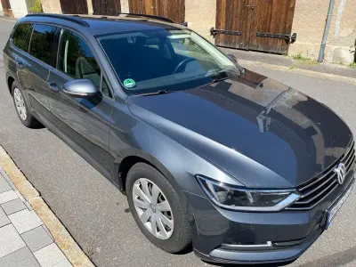 Gebraucht VW Passat Trendline 120 PS (88 kW) 2015 Grau Kombi