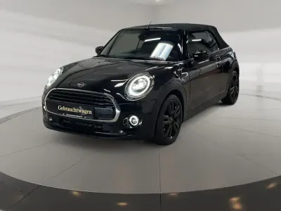 Gebraucht Mini Cooper Cabriolet 136 PS (100 kW) 2019 Midnight black metallic Cabrio
