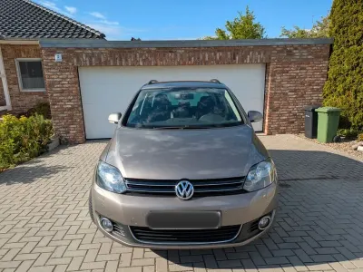 Gebraucht VW Golf Plus Cross Life 105 PS (77 kW) 2013 Braun Van / Kleinbus