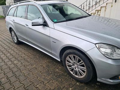 Mercedes E300