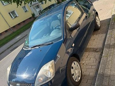 Second-hand Ford Fiesta 68 CP (50 kW) 2008 Albastru Hatchback