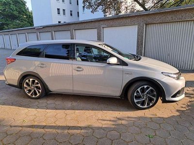 Toyota Auris Touring Sports