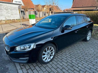 Second-hand Volvo V60 Business Edition 136 CP (100 kW) 2014 Negru Break
