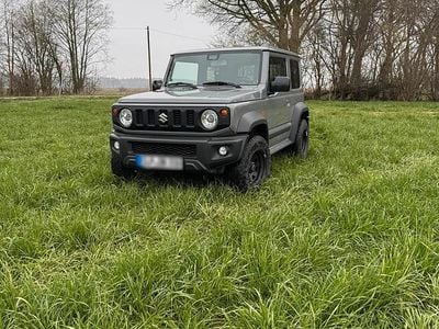 Gebraucht Suzuki Jimny Comfort+ 102 PS (75 kW) 2018 Grau SUV