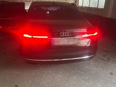 Gebraucht Audi A8L 256 PS (188 kW) 2014 Schwarz Limousine