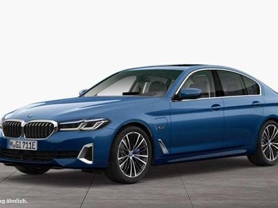 Blau Gebraucht 2021 BMW 545e Limousine | 38.500 € (Superpreis)