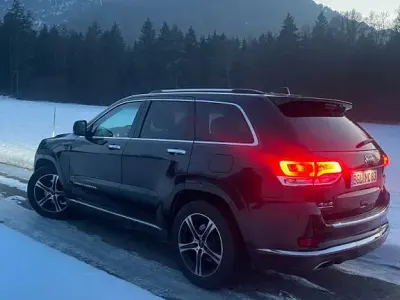 Gebraucht Jeep Grand Cherokee Summit 250 PS (183 kW) 2016 Schwarz SUV