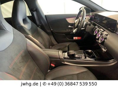 Second-hand Mercedes CLA250e AMG line 218 CP (160 kW) 2022 Gri Berlinǎ