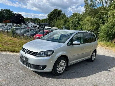 Gebraucht VW Touran Cup 105 PS (77 kW) 2015 Silber Van / Kleinbus