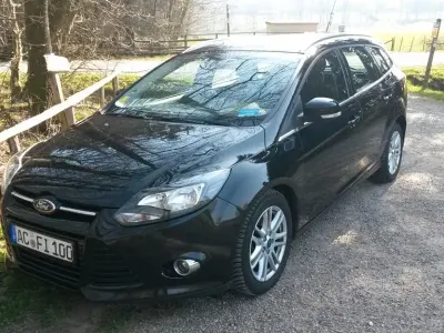 Gebraucht Ford Focus Titanium 140 PS (102 kW) 2013 Schwarz Limousine