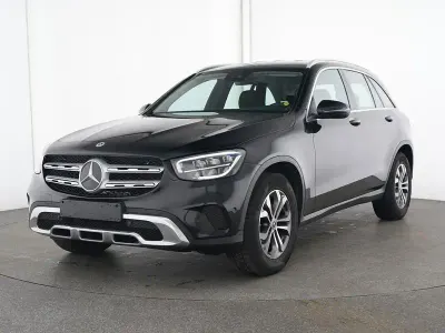 Gebraucht Mercedes GLC200 163 PS (119 kW) 2024 Schwarz SUV