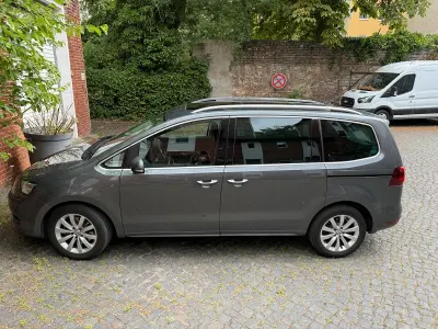 Gebraucht VW Sharan Highline 177 PS (130 kW) 2019 Silber Van / Kleinbus