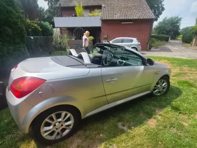 Gebraucht Opel Tigra 90 PS (66 kW) 2006 Grau Cabrio