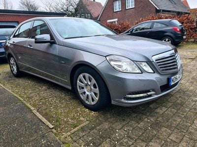 Mercedes E200