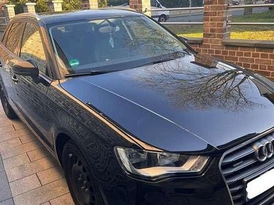 Gebraucht Audi A3 Ambiente 150 PS (110 kW) 2014 Schwarz Kombi