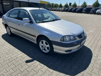 Gebraucht Toyota Avensis Sol 150 PS (110 kW) 2001 Limousine