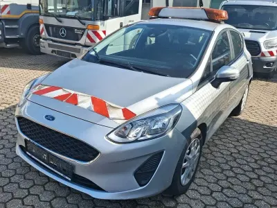 Gebraucht Ford Fiesta Trend 71 PS (52 kW) 2019 Silbergrau Kleinwagen