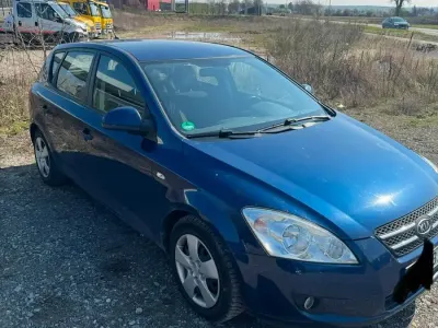 Gebraucht Kia Ceed 115 PS (84 kW) 2007 Blau Kleinwagen