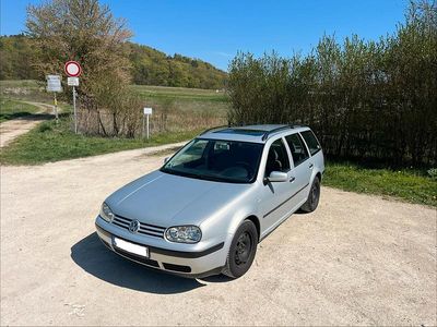 Usata VW Golf IV 75 CV (55 kW) 2000 Argento Station wagon