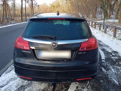 Gebraucht Opel Insignia Edition 160 PS (117 kW) 2011 Schwarz Kombi