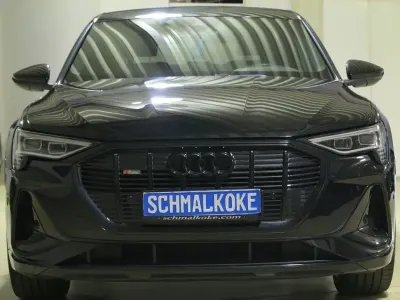 Gebraucht Audi e-tron Ambiente 300 kW (408 PS) 2022 Brillantschwarz SUV