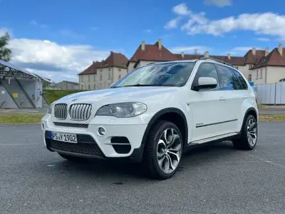 Gebraucht BMW X5 Sport Line 306 PS (225 kW) 2013 Weiß SUV