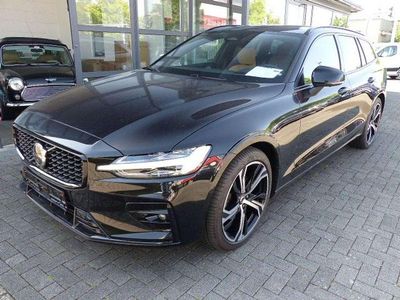 Second-hand Volvo V60 Ultra 197 CP (144 kW) 2024 Negru Break