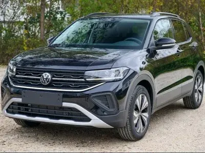Neu VW T-Cross Life 150 PS (110 kW) 2026 Schwarz SUV