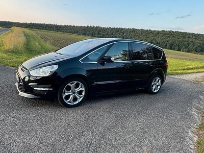 Second-hand Ford S-MAX S 163 CP (119 kW) 2011 Negru Monovolum